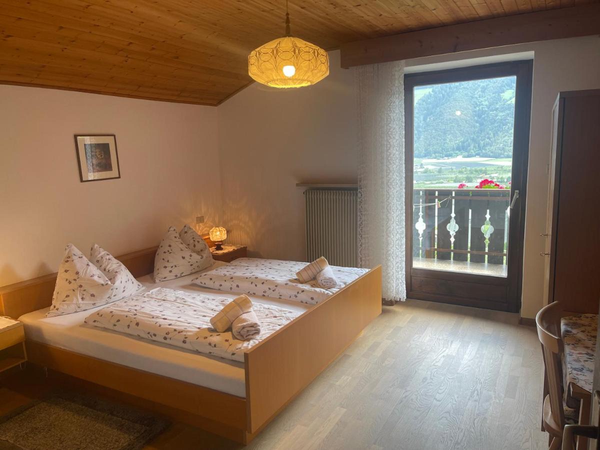 Haus Kaefersberg Homestay Naturns